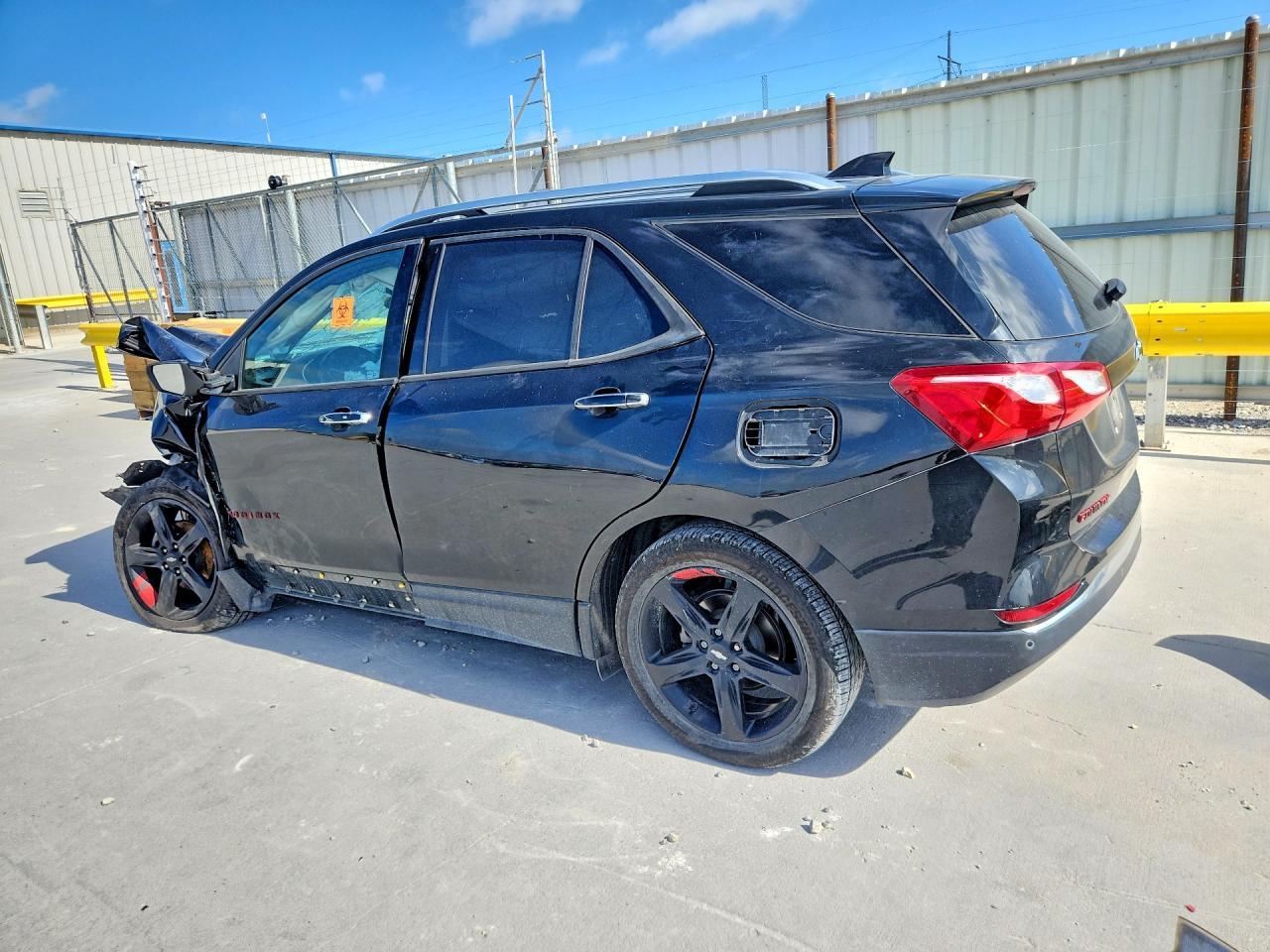 2020 Chevrolet Equinox Premier - Фото 2