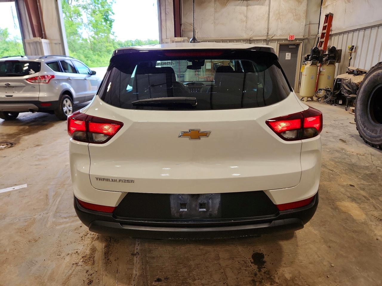 2023 Chevrolet Trailblazer Ls - Image 6
