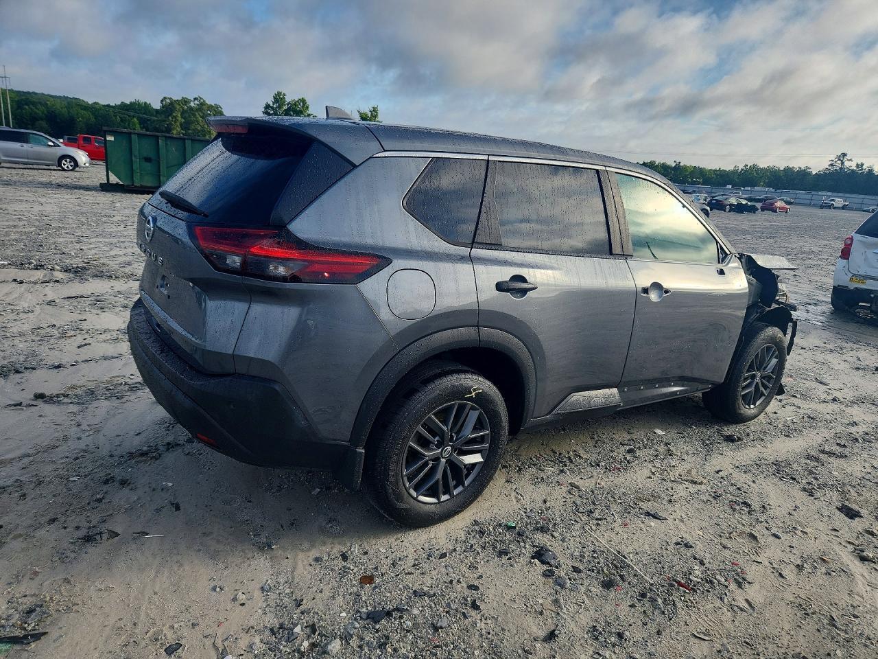 2021 Nissan Rogue S - Фото 3