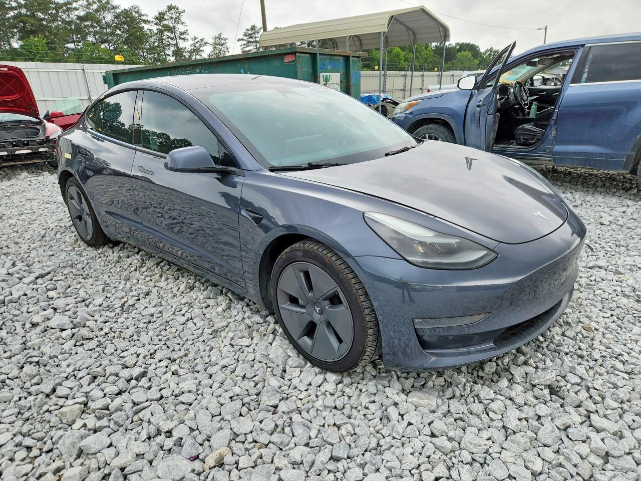 2022 Tesla Model 3 - Image 4