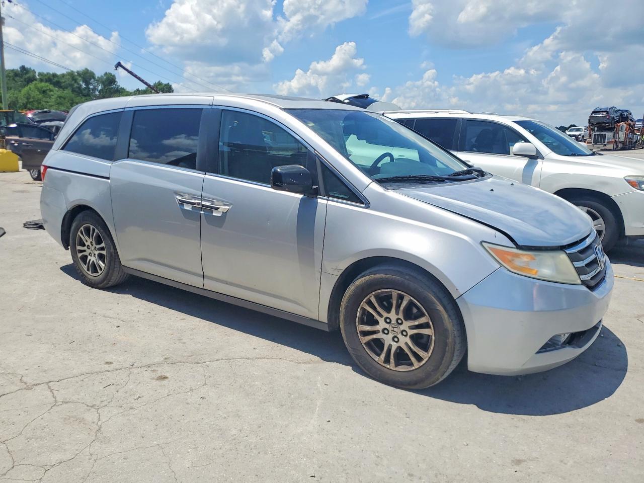 2013 Honda Odyssey Exl - Image 4