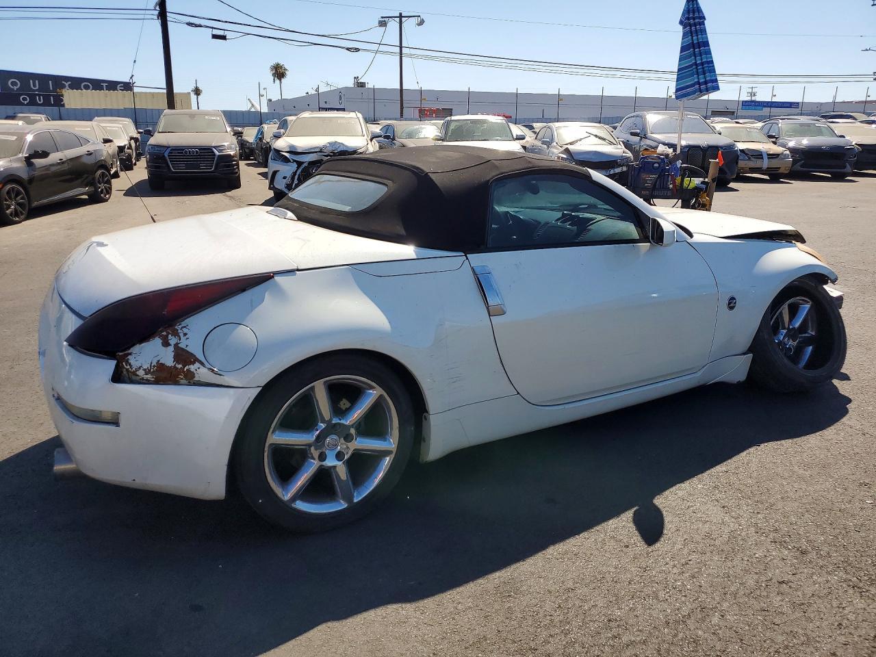 2004 Nissan 350Z Roadster - Фото 3