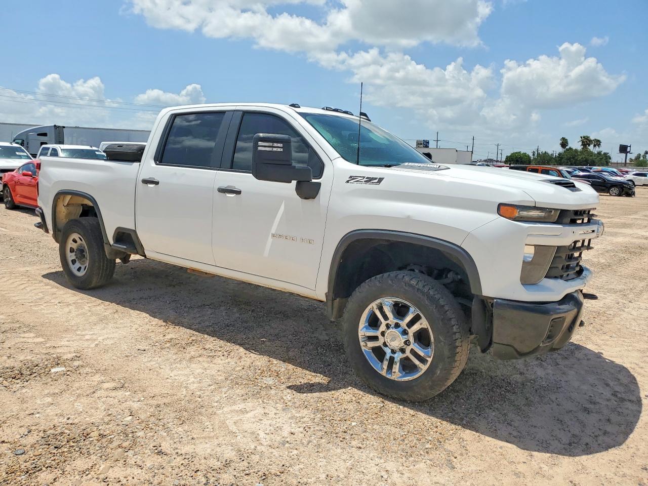 2024 Chevrolet Silverado K2500 Custom - Image 4