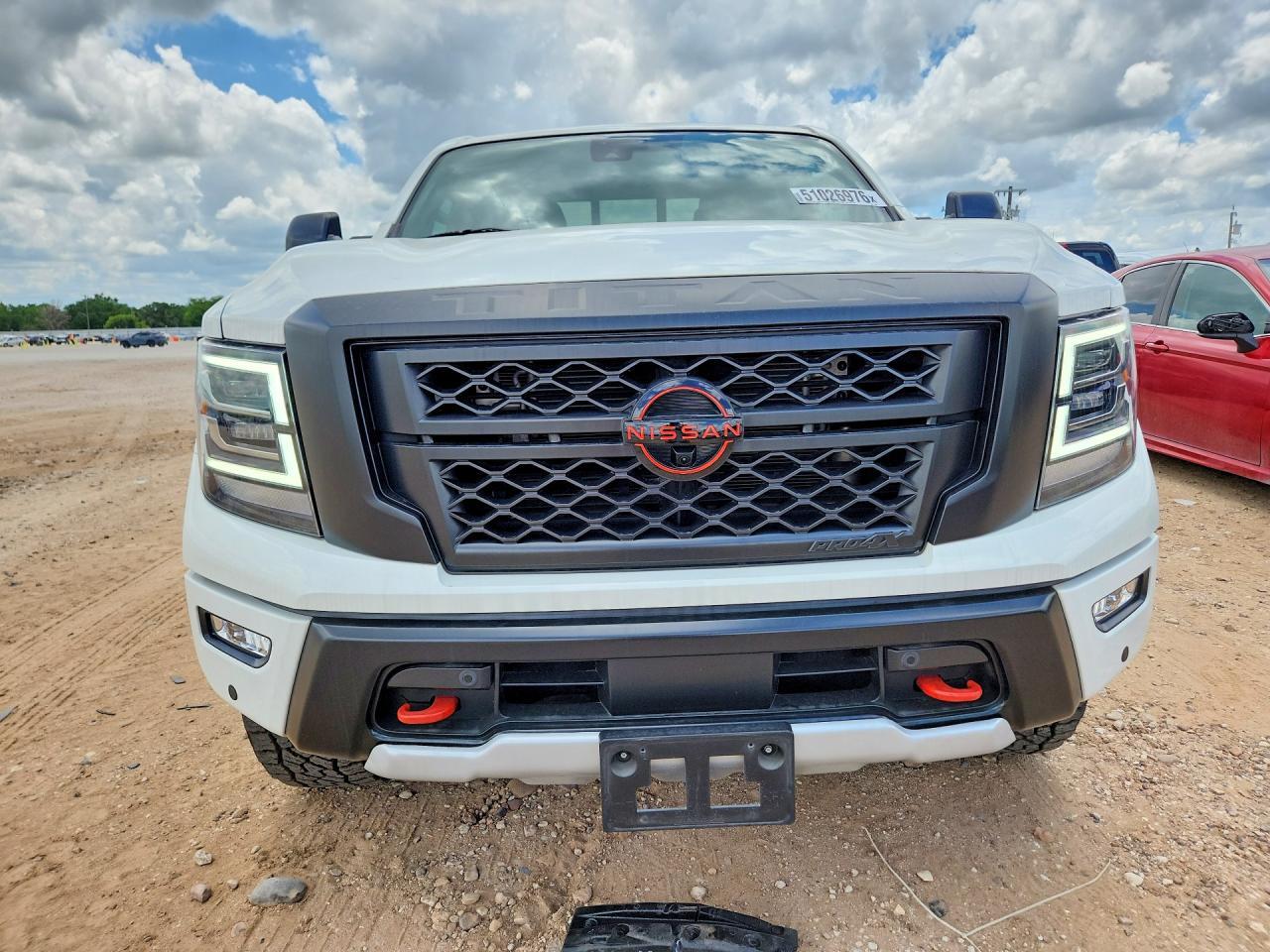 2024 Nissan Titan Pro-4X - Фото 5