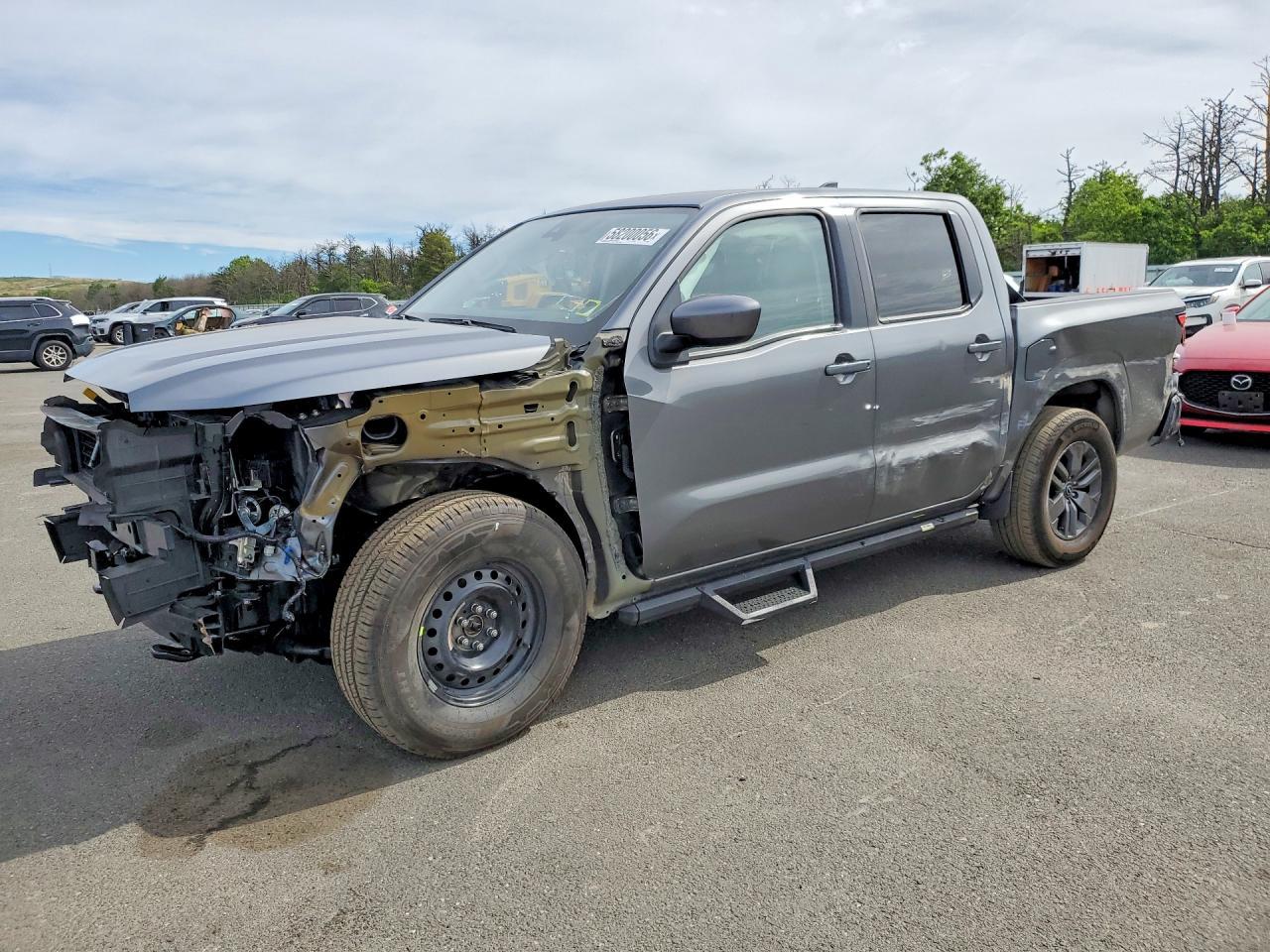 2025 Nissan Frontier Sv