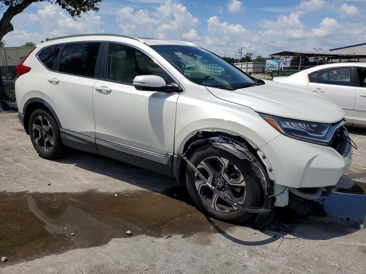 2017 Honda Cr-V Touring - Image 4