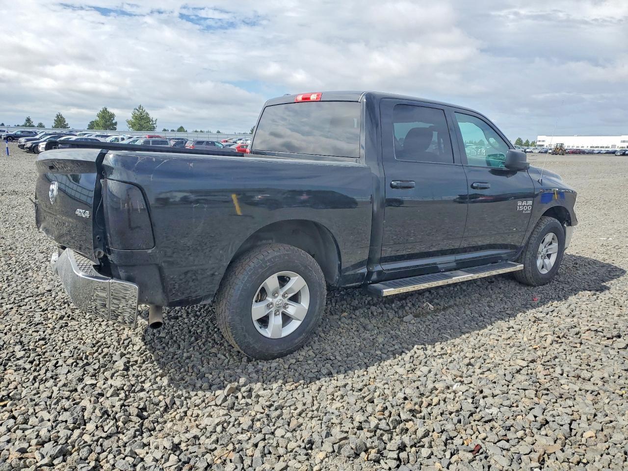 2021 Ram 1500 Classic Slt - Image 3