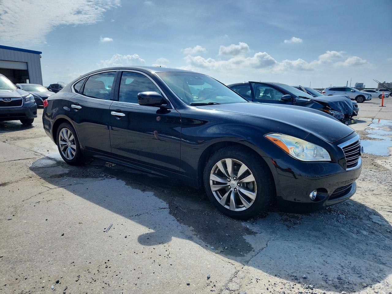 2013 Infiniti M37 Base - Image 4