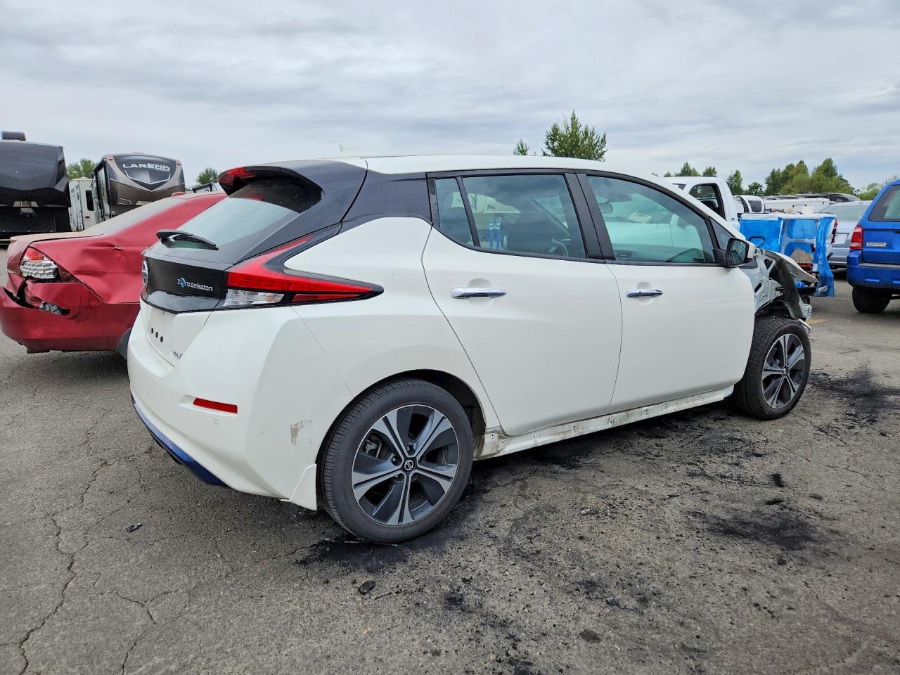2022 Nissan Leaf Sv - Image 3