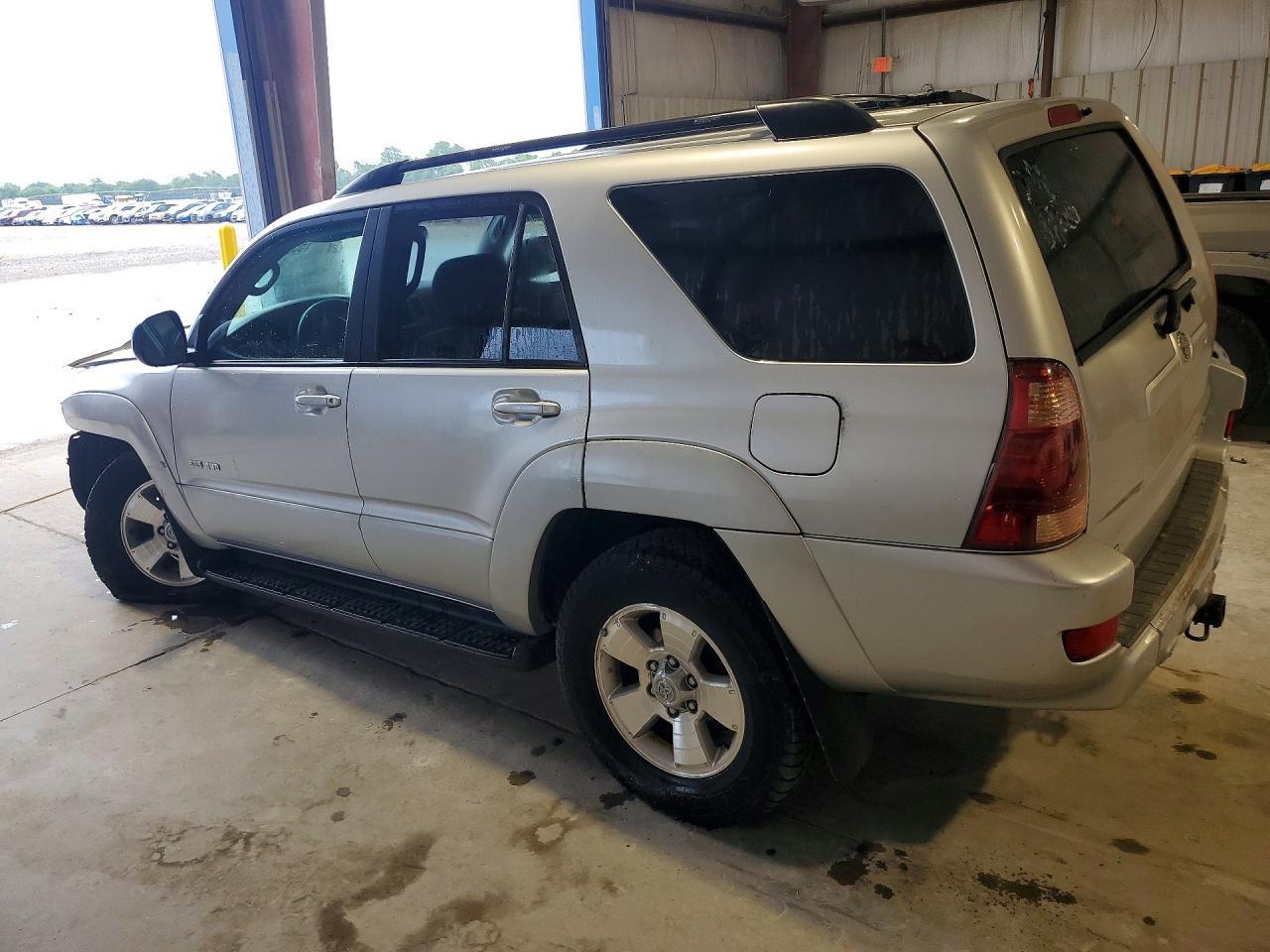 2005 Toyota 4Runner Sr5 - Image 2