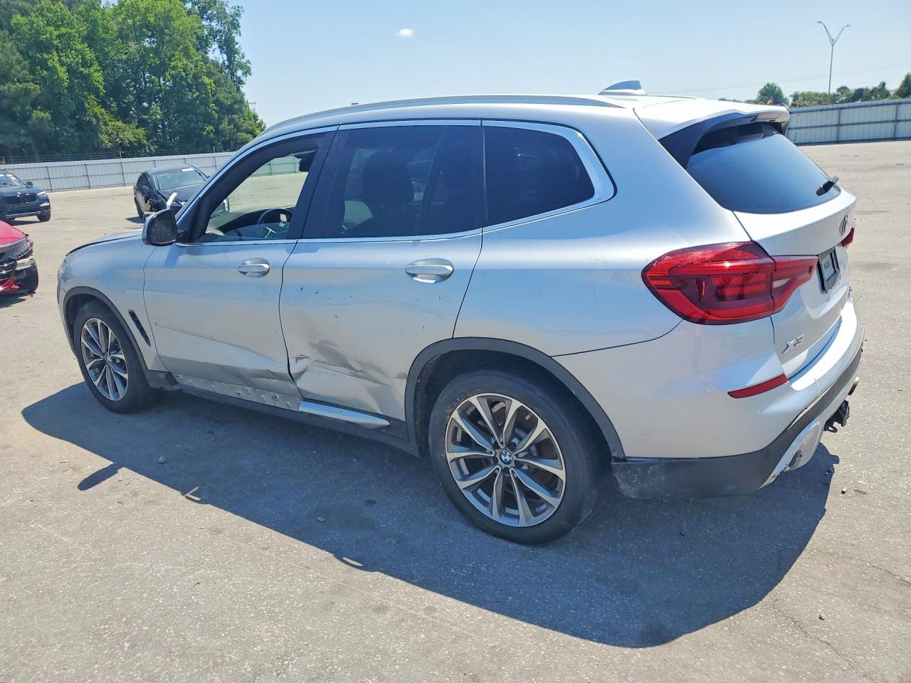 2019 BMW X3 Sdrive30I - Фото 2
