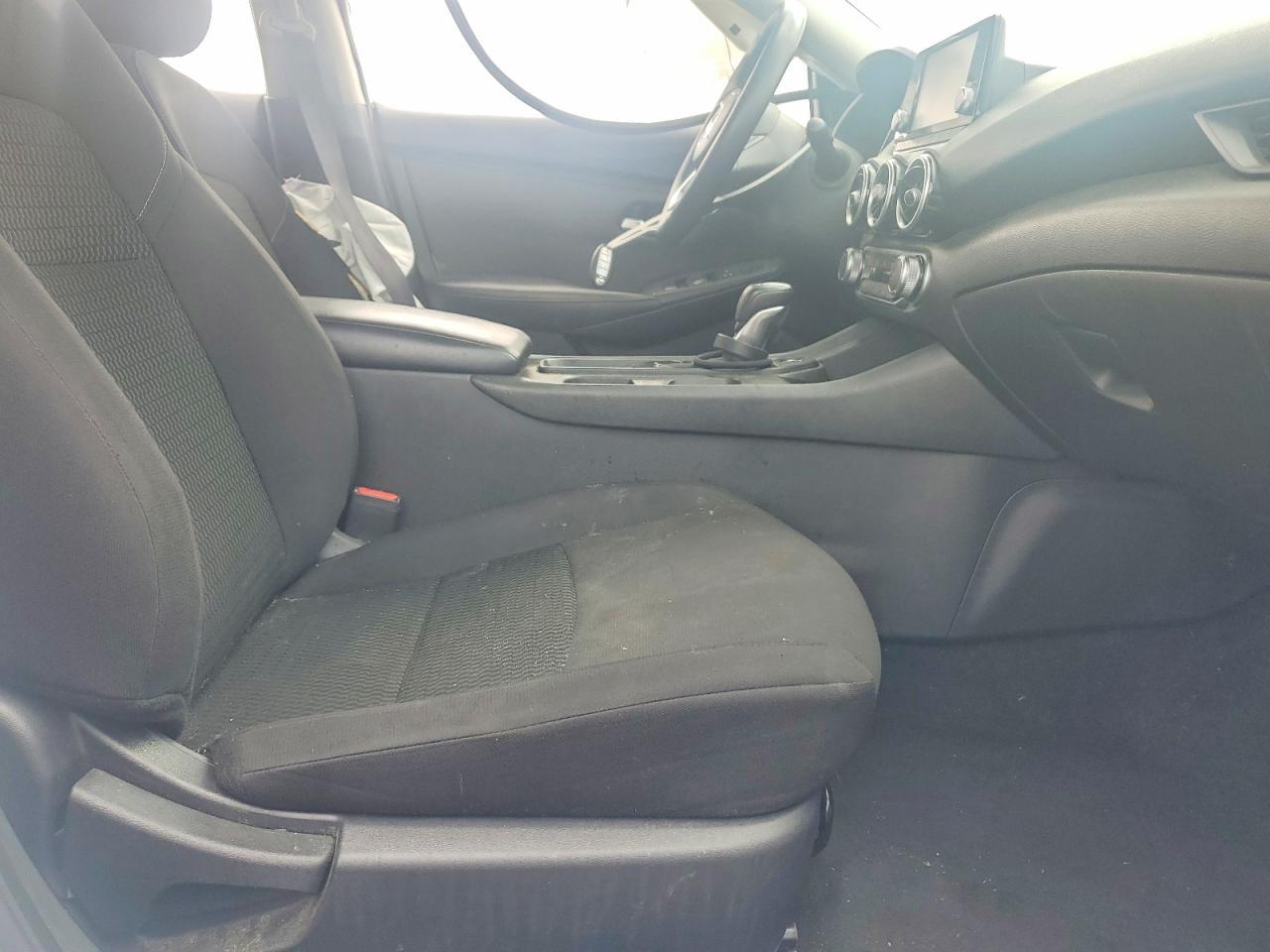 2022 Nissan Sentra S - Image 7
