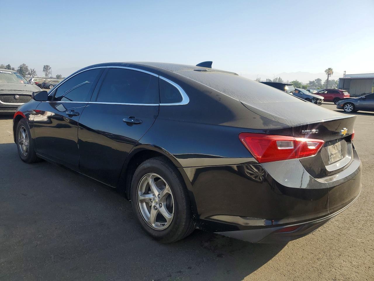 2018 Chevrolet Malibu Ls - Image 2