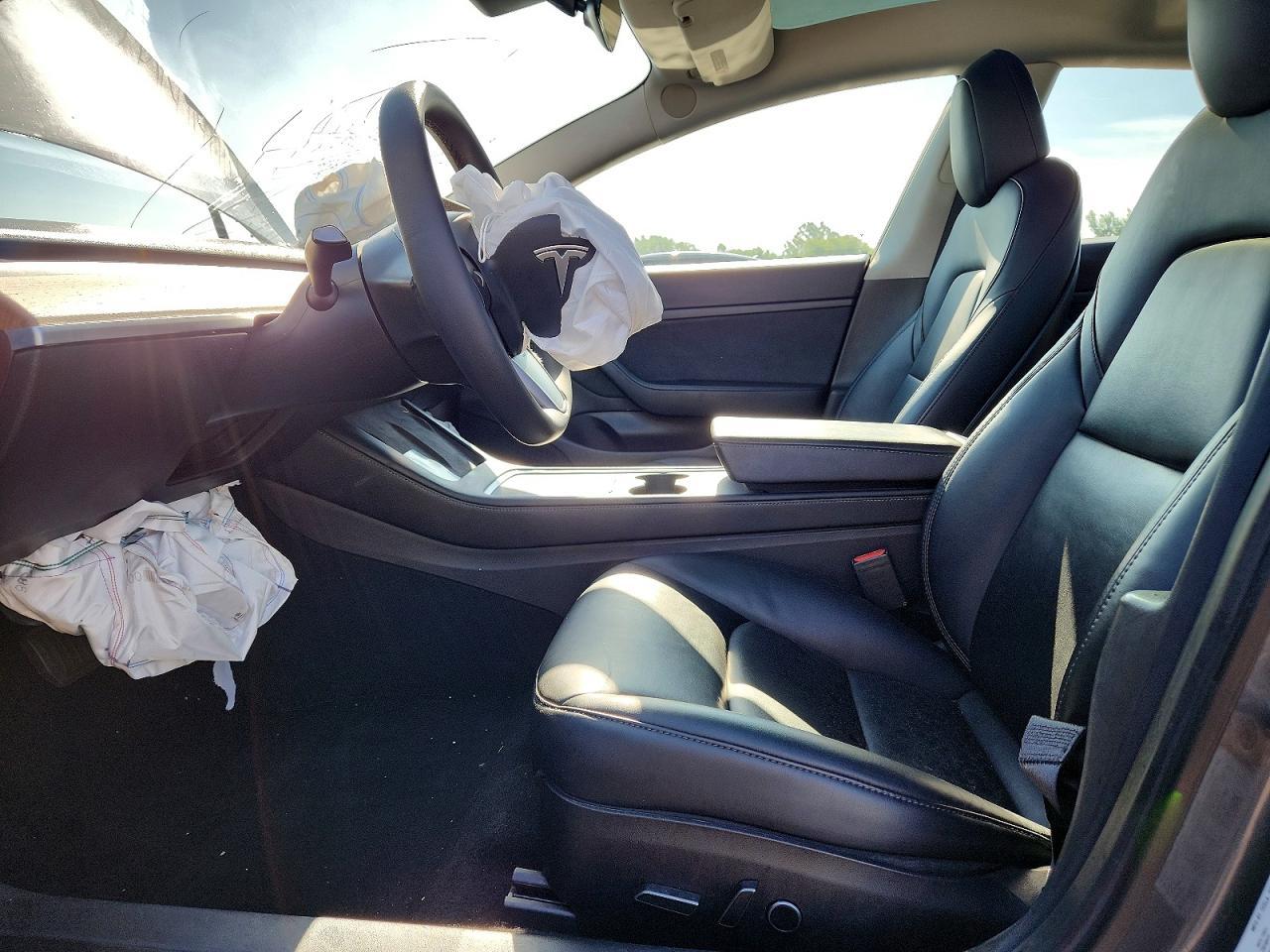2021 Tesla Model 3 - Фото 7