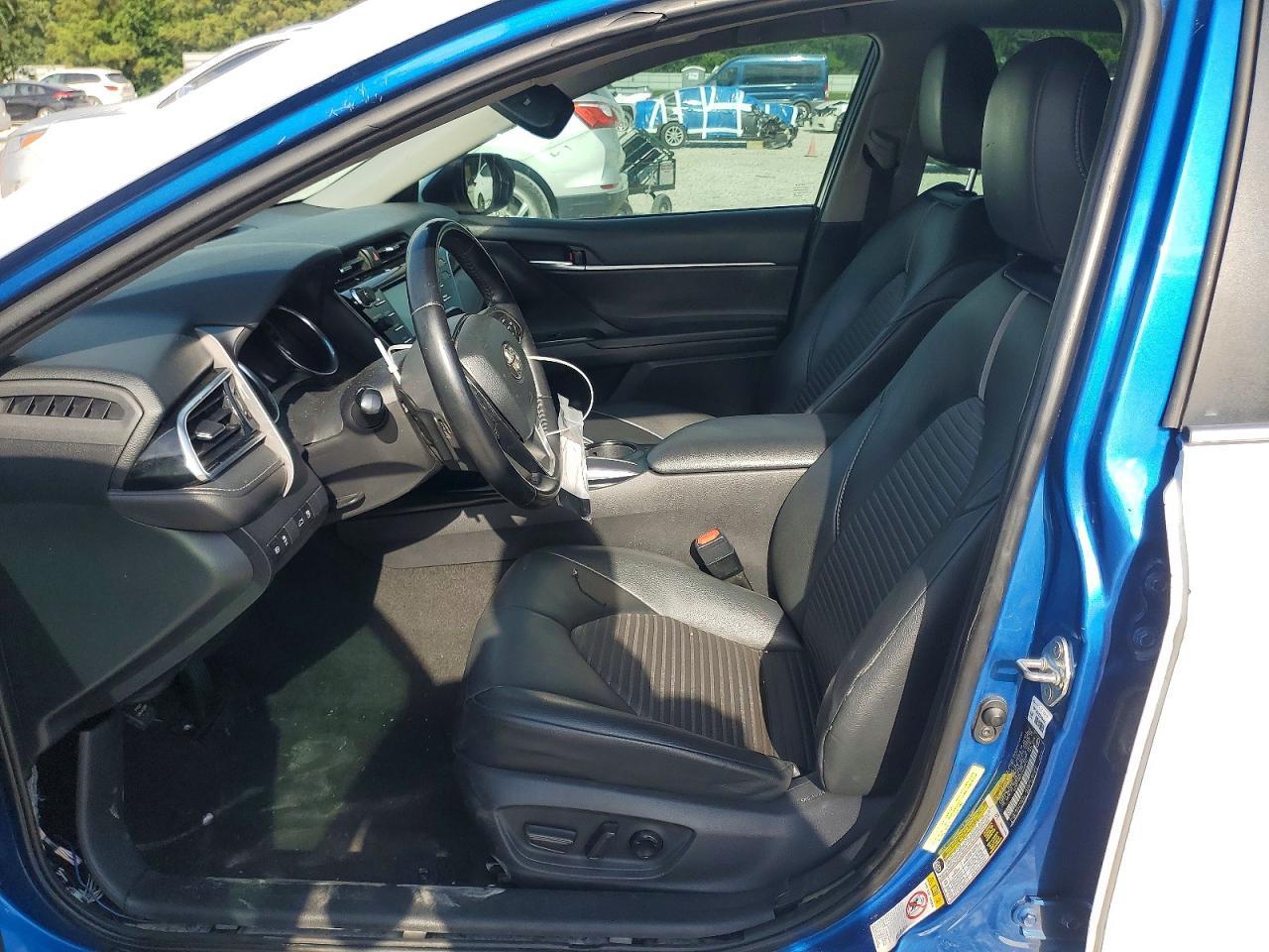 2018 Toyota Camry Se - Image 7