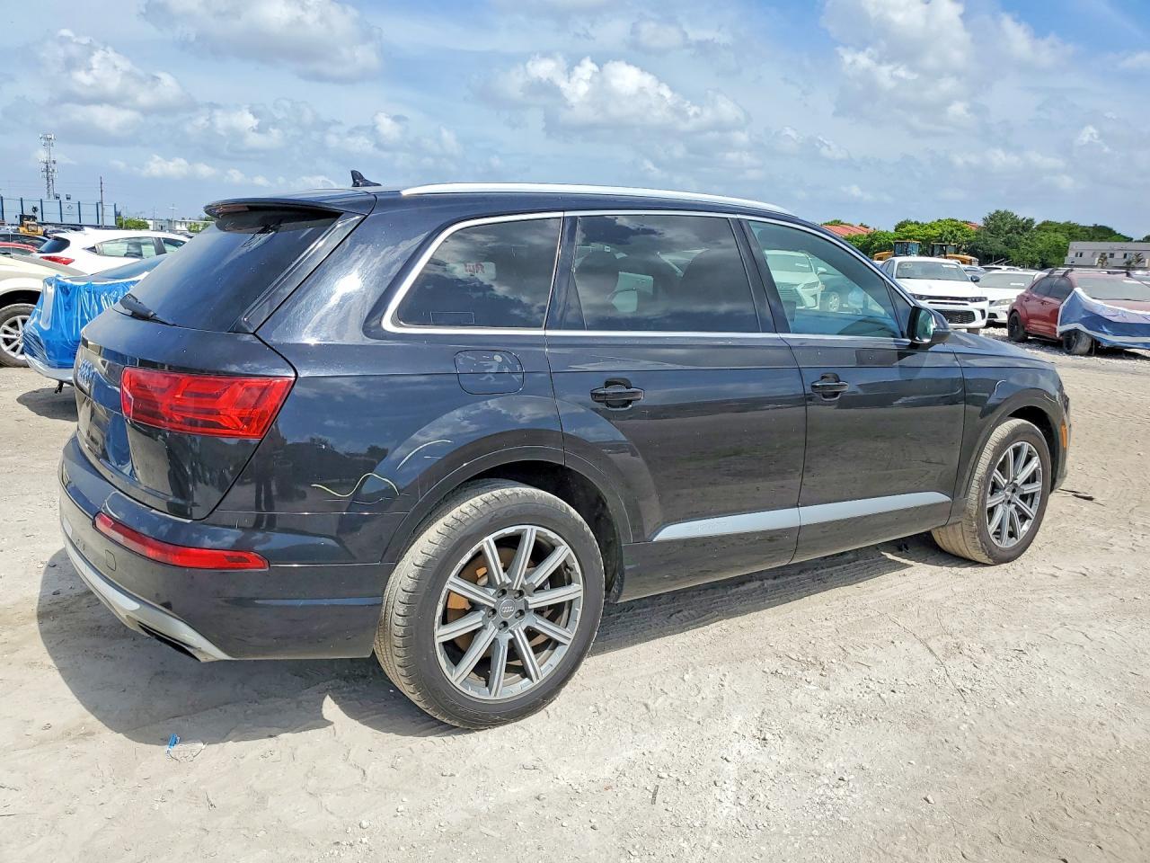 2019 Audi Q7 Premium - Фото 3