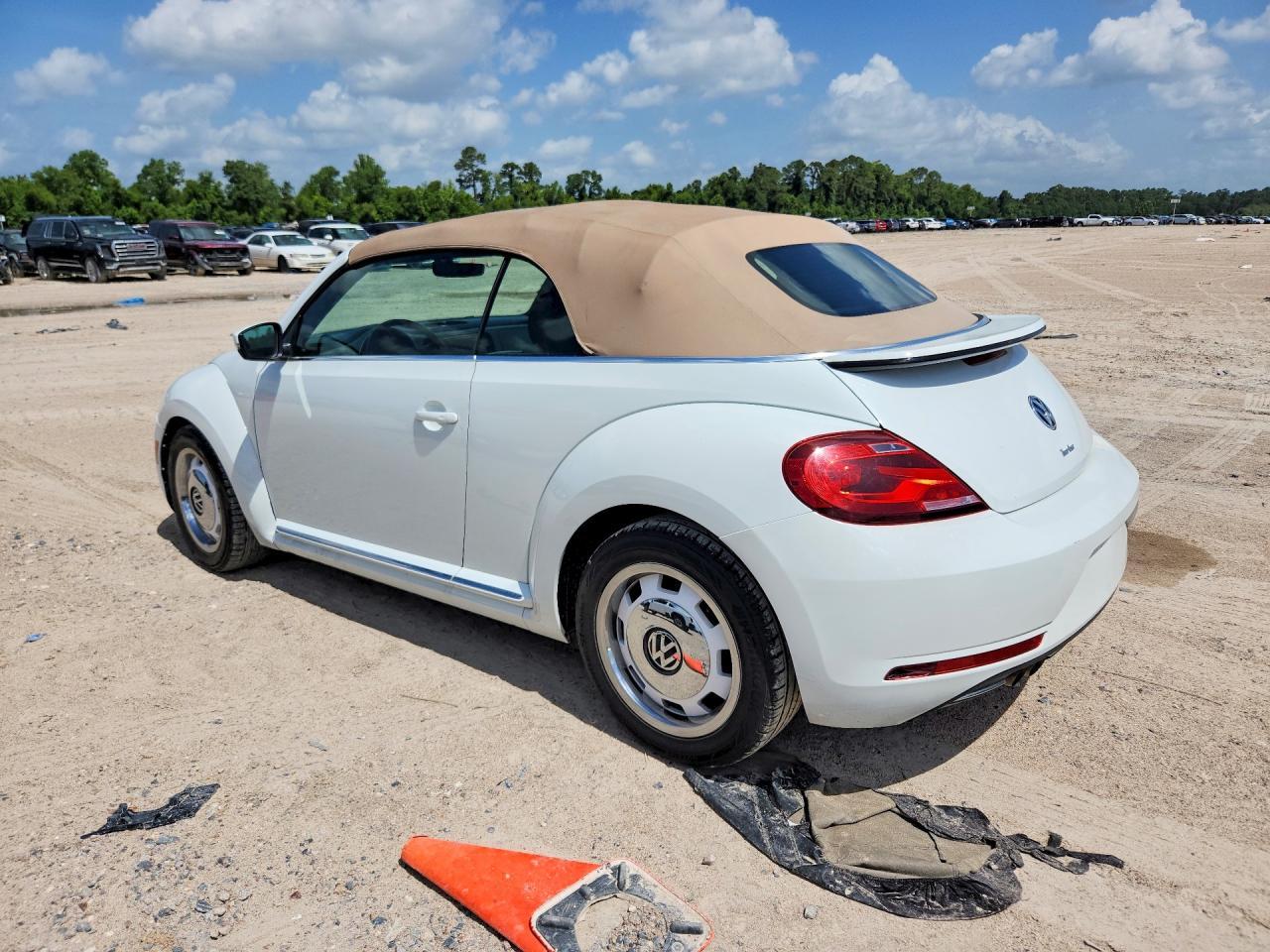 2018 Volkswagen Beetle S - Image 2