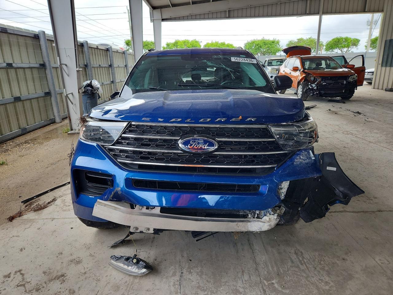 2021 Ford Explorer Xlt - Фото 5