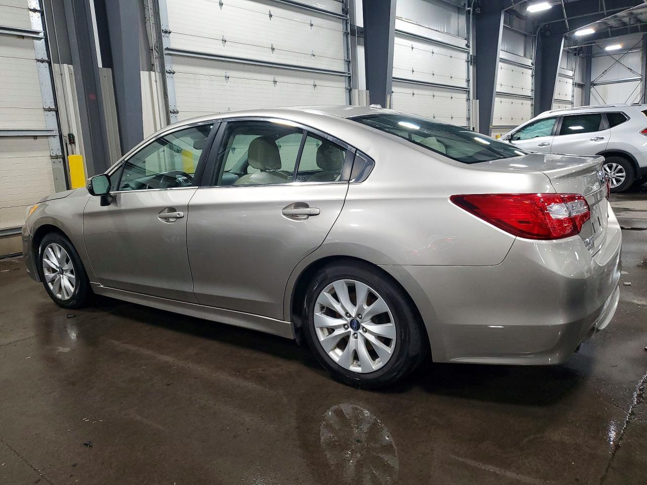 2015 Subaru Legacy 2.5I Premium - Фото 2
