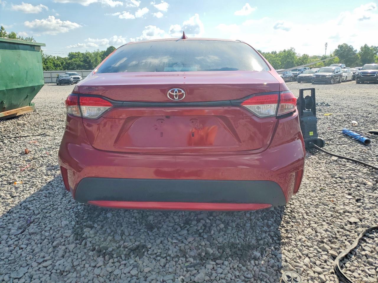 2020 Toyota Corolla Le - Image 6