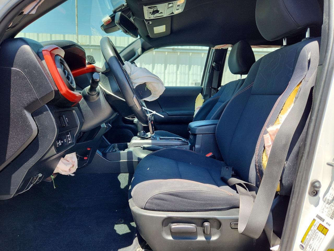 2020 Toyota Tacoma Trd Off-Road - Image 7