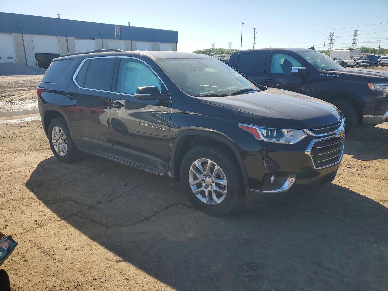 2021 Chevrolet Traverse Lt - Фото 4