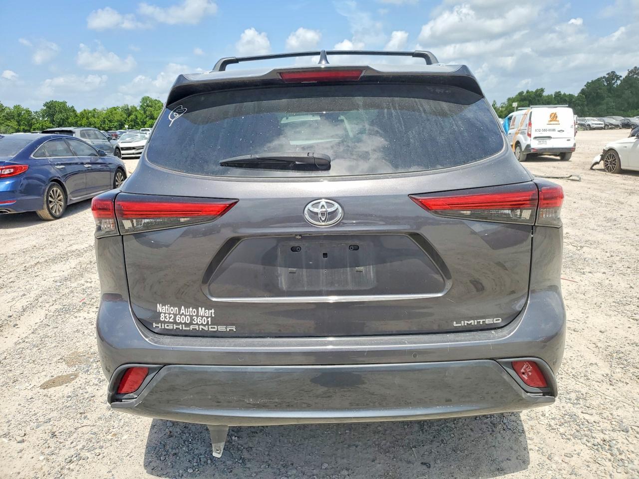 2025 Toyota Highlander - Image 6