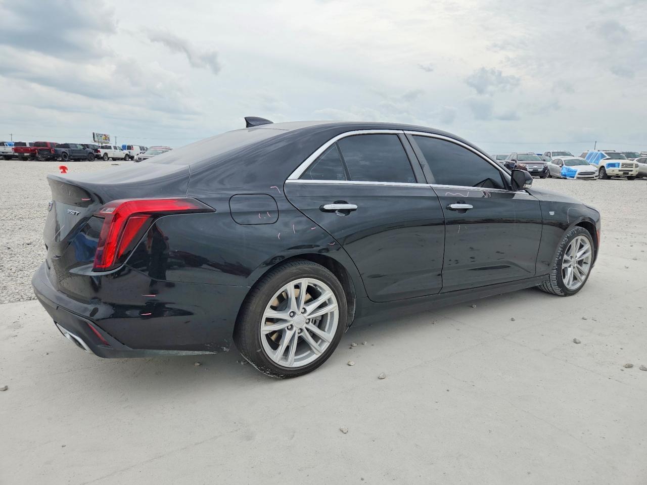 2021 Cadillac Ct4 Luxury - Image 3
