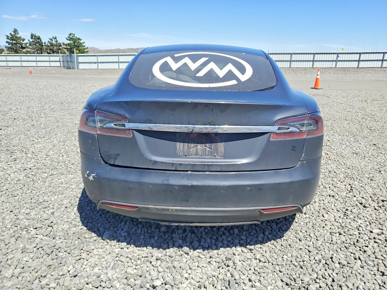 2015 Tesla Model S - Фото 6