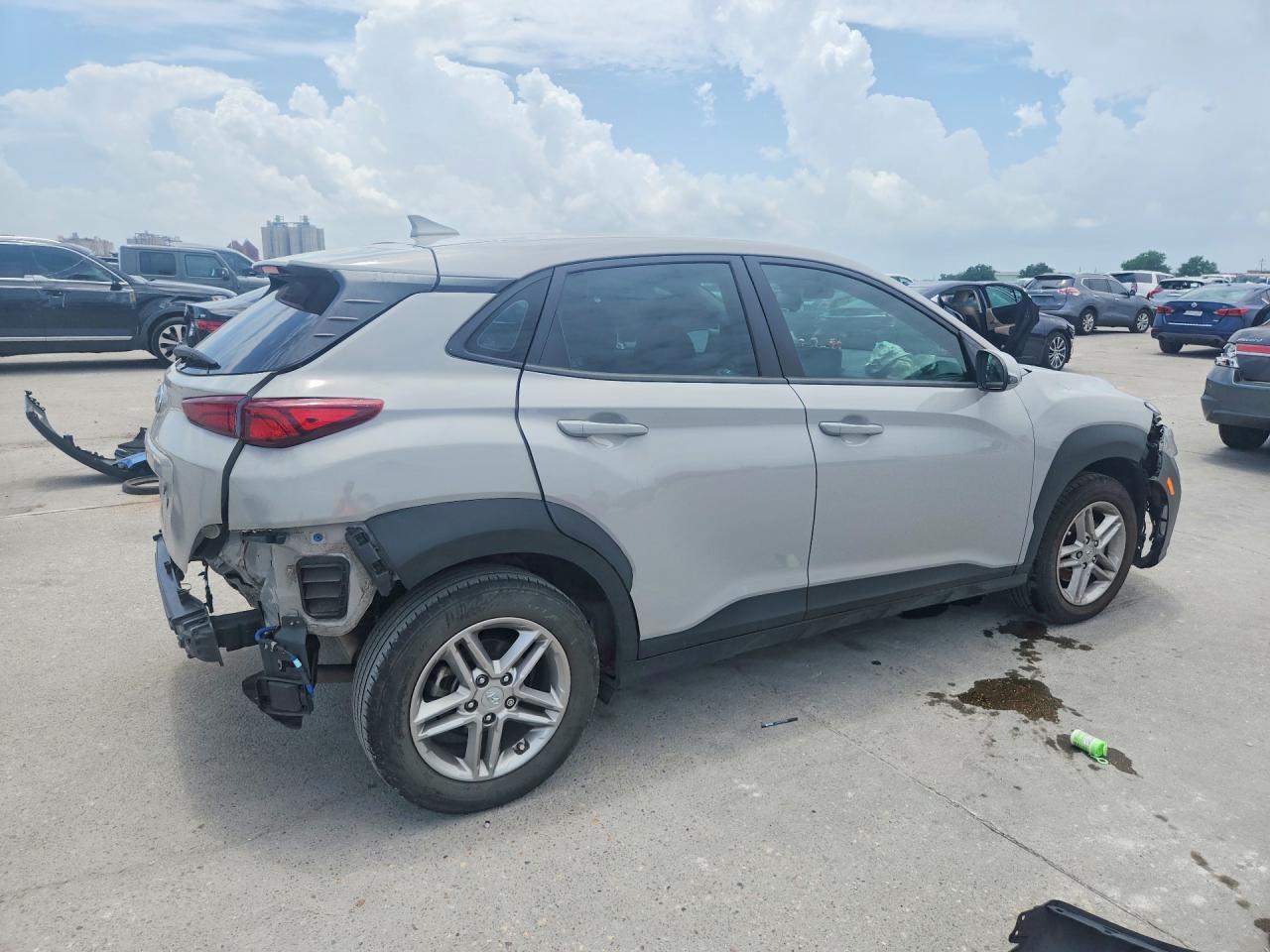 2023 Hyundai Kona Se - Image 3