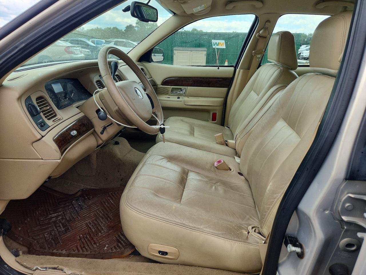 2010 Mercury Grand Marquis Ls - Фото 7