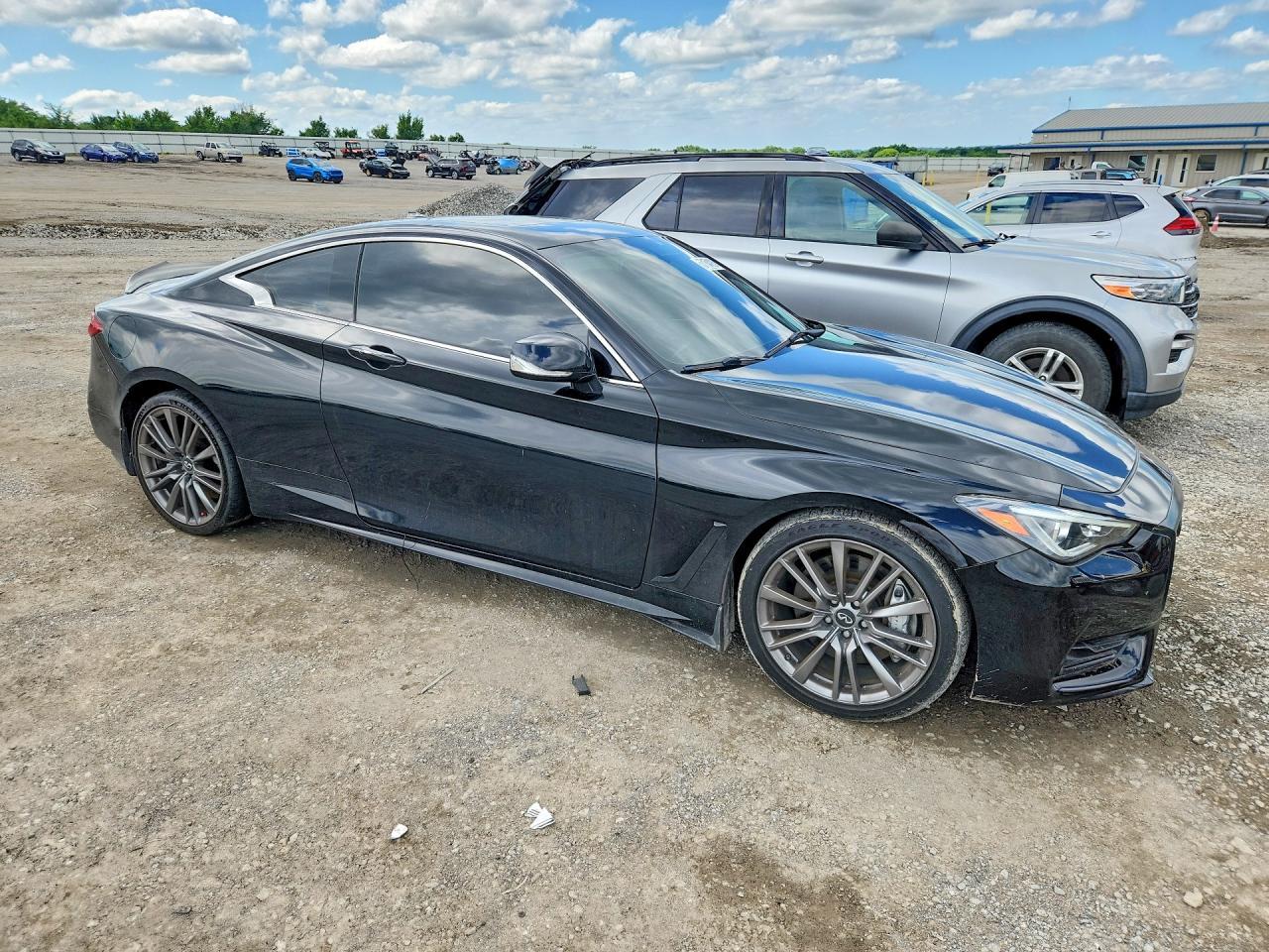 2017 Infiniti Q60 3.0T Sport - Фото 4