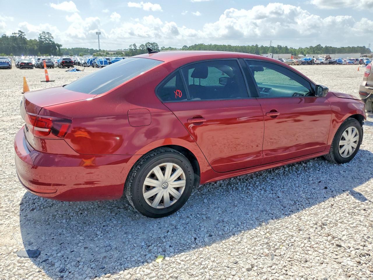 2016 Volkswagen Jetta S - Image 3