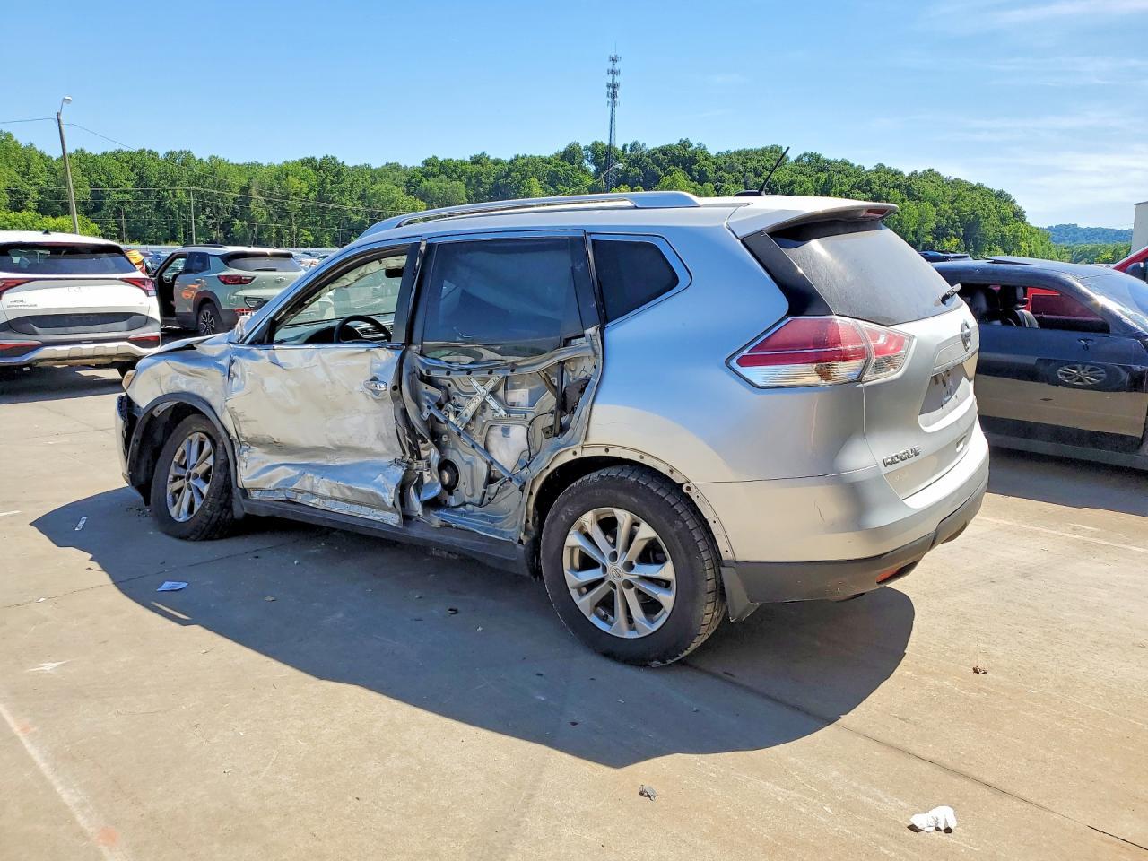 2016 Nissan Rogue Sv - Фото 2