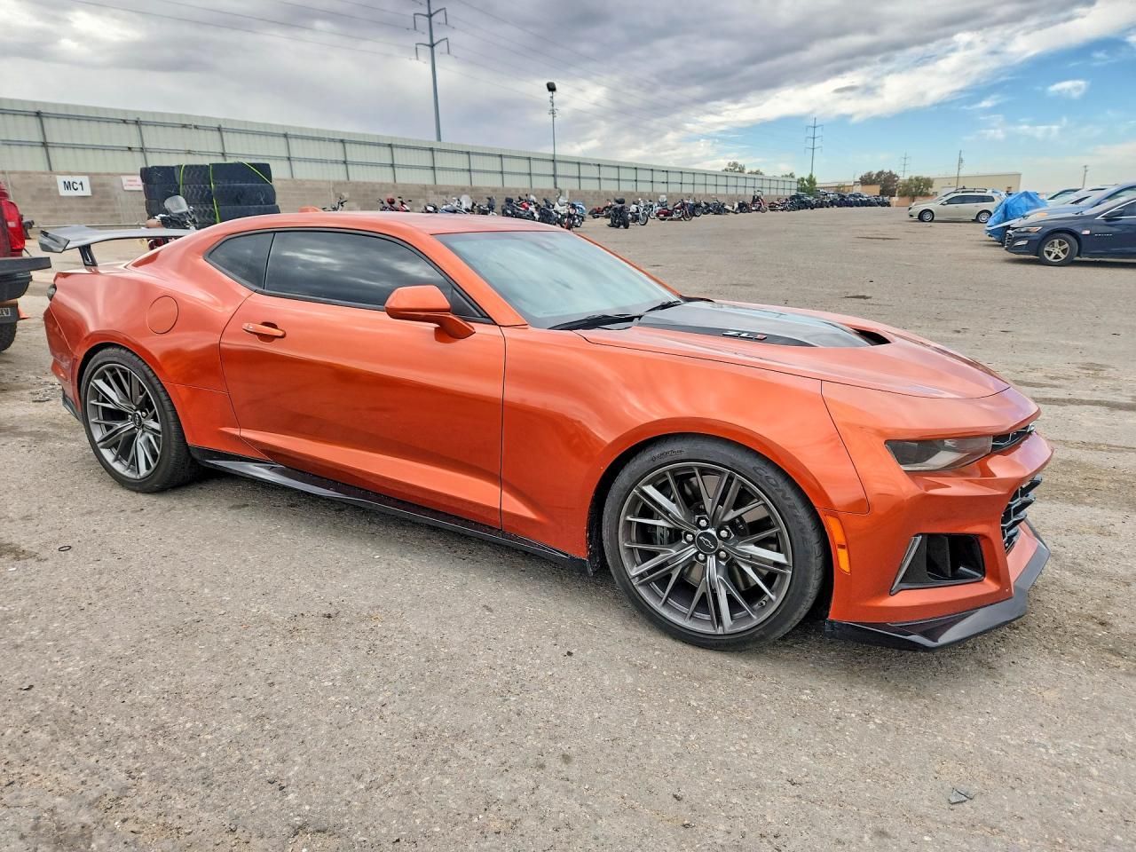 2022 Chevrolet Camaro Zl1 - Фото 4