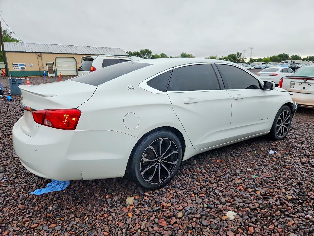 2015 Chevrolet Impala Lt - Фото 3