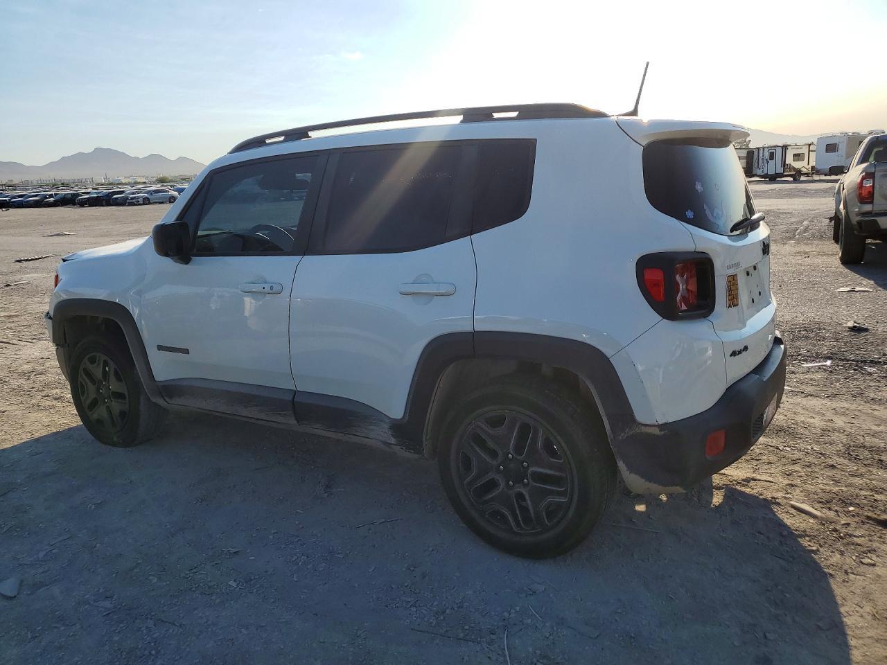 2018 Jeep Renegade Sport - Image 2