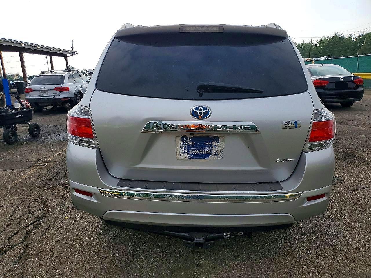 2013 Toyota Highlander Hybrid Limited - Image 6