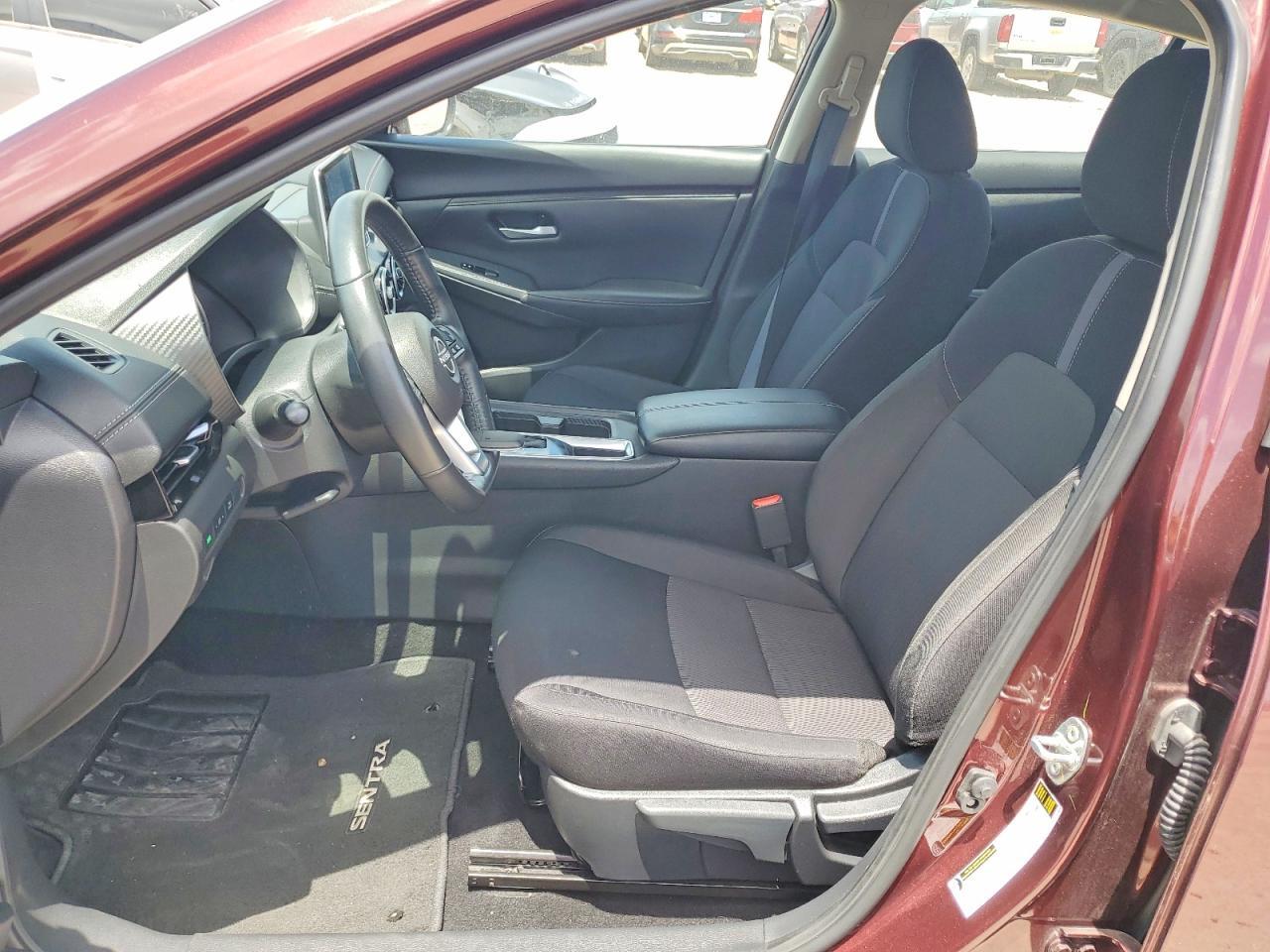 2025 Nissan Sentra Sv - Фото 7