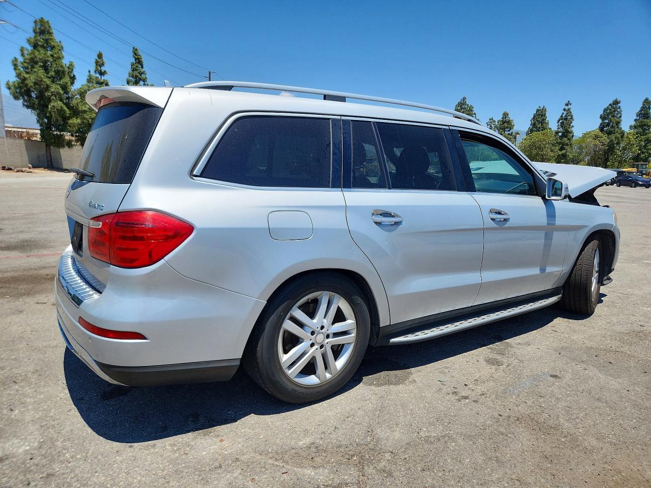 2016 Mercedes-Benz Gl 450 4Matic - Image 3