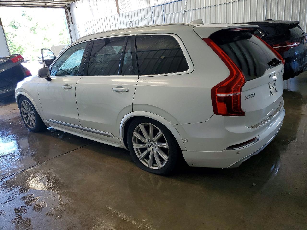2017 Volvo Xc90 T6 - Фото 2