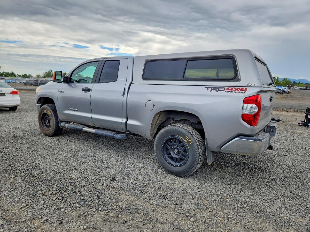 2015 Toyota Tundra Sr5 - Фото 2