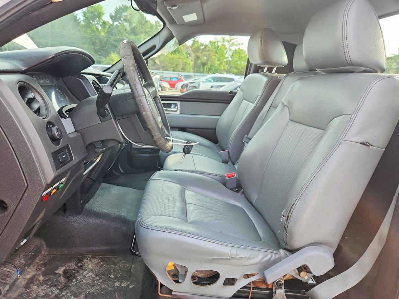 2011 Ford F150 - Фото 7