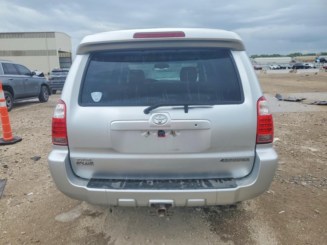 2006 Toyota 4Runner Limited - Image 6