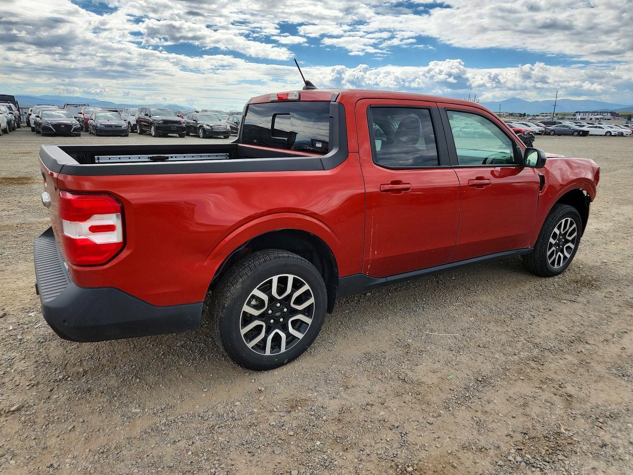 2024 Ford Maverick Lariat - Image 3