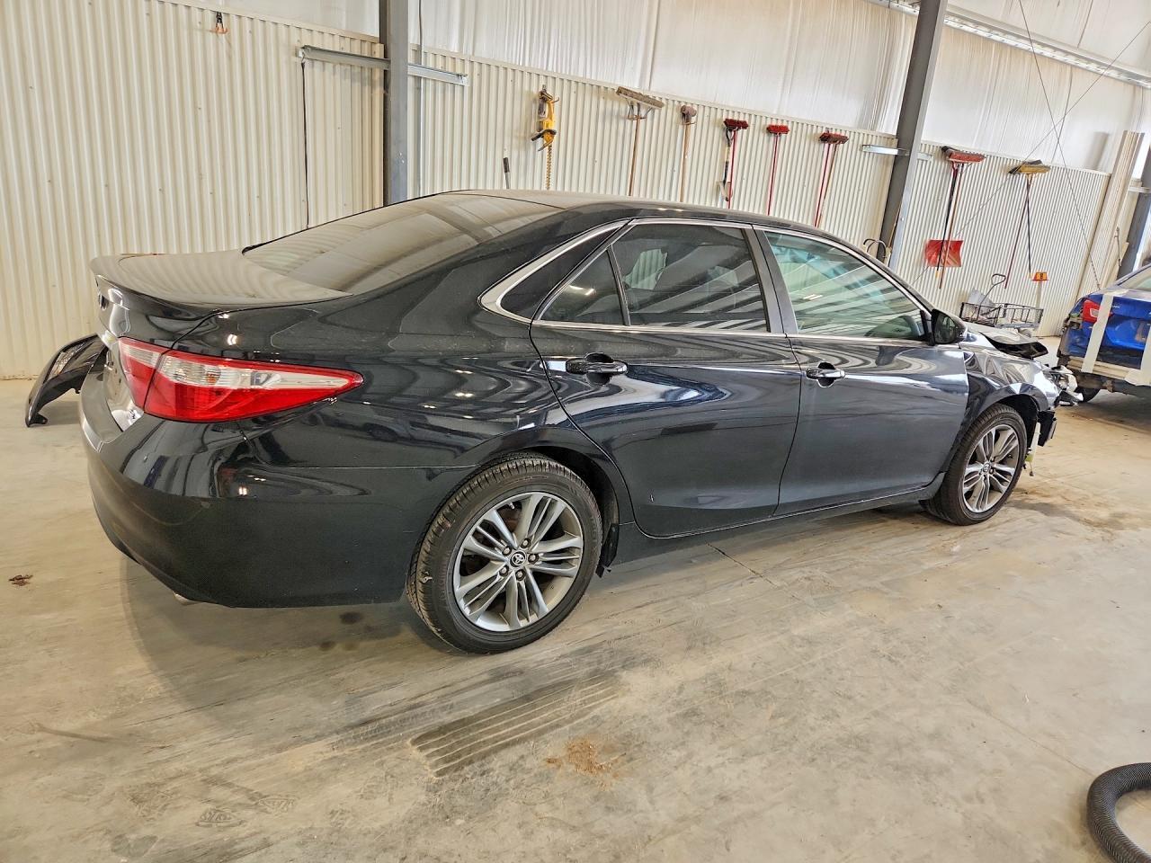 2015 Toyota Camry - Image 3