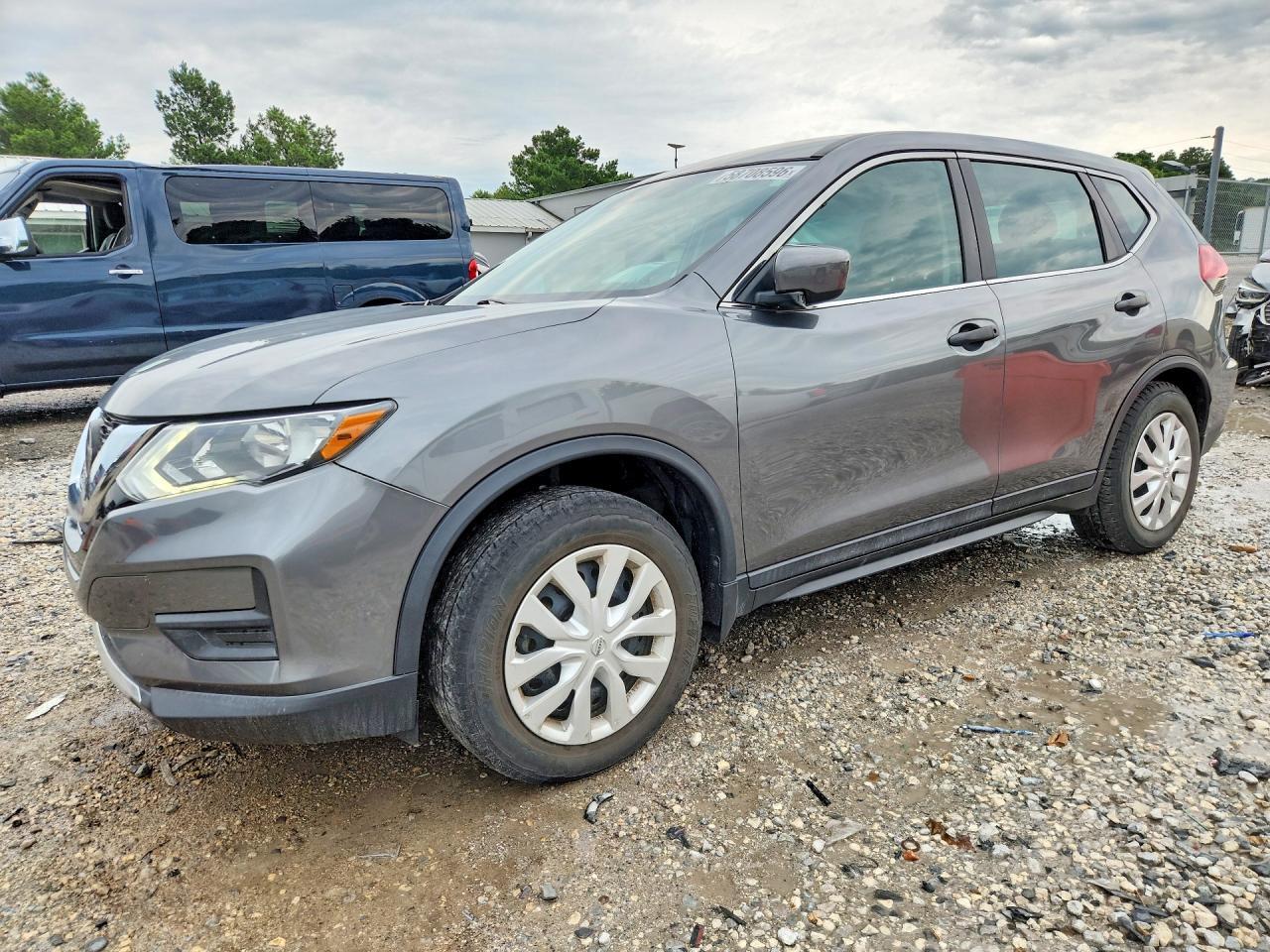 2020 Nissan Rogue S