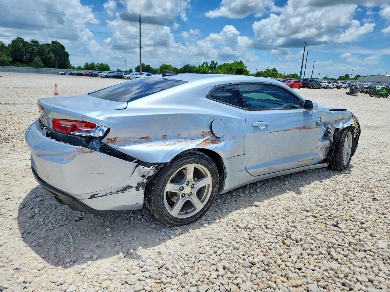 2017 Chevrolet Camaro Lt - Фото 3