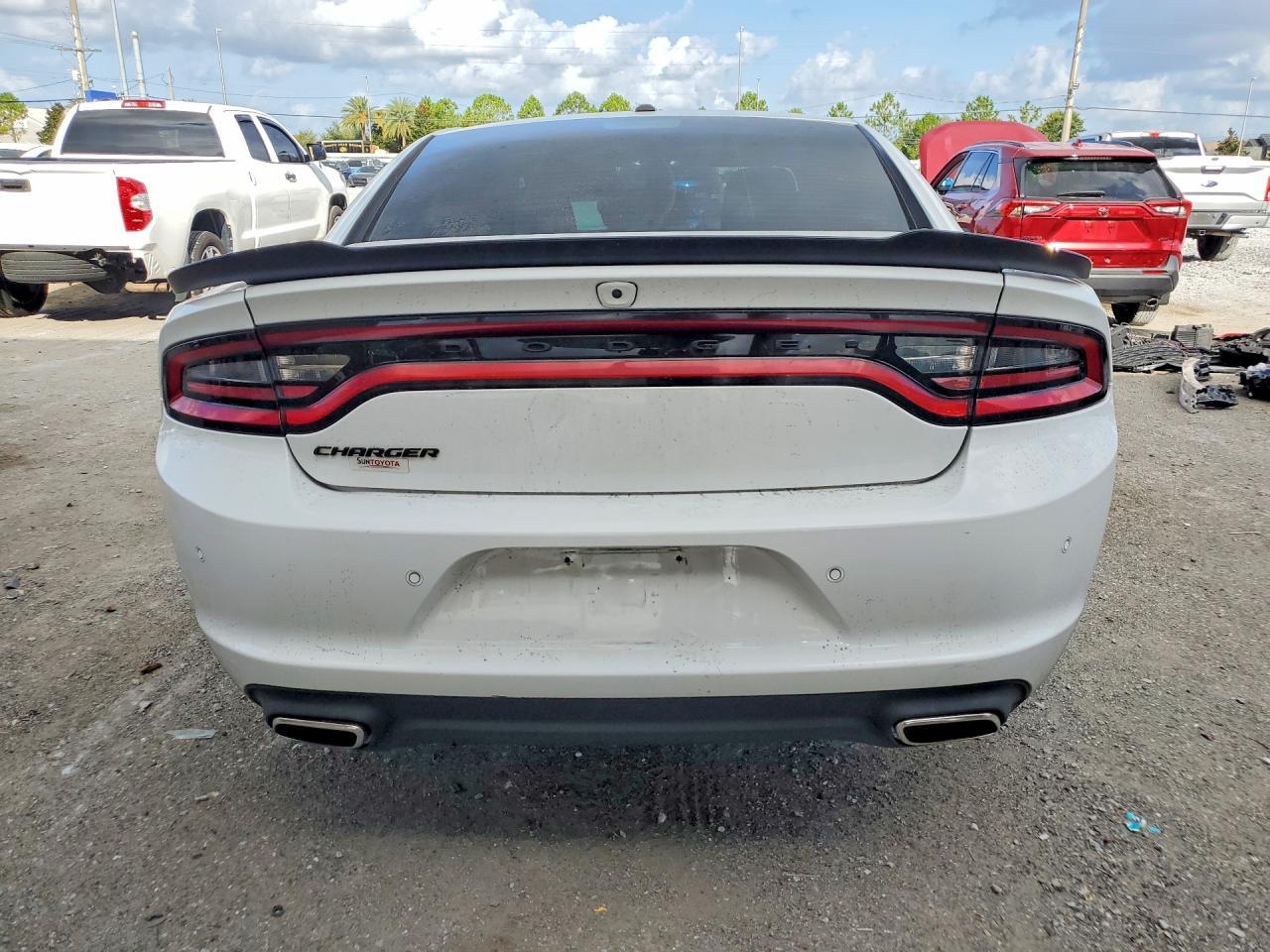 2022 Dodge Charger Sxt - Image 6