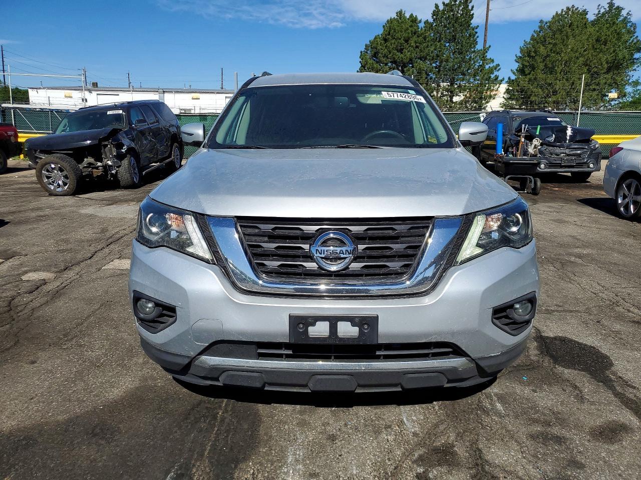 2019 Nissan Pathfinder Sl - Image 5